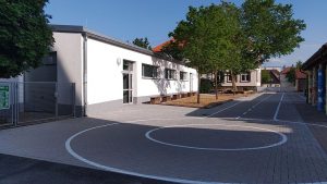 Mehr über den Artikel erfahren Grundschule Iggelheim Turnhalle